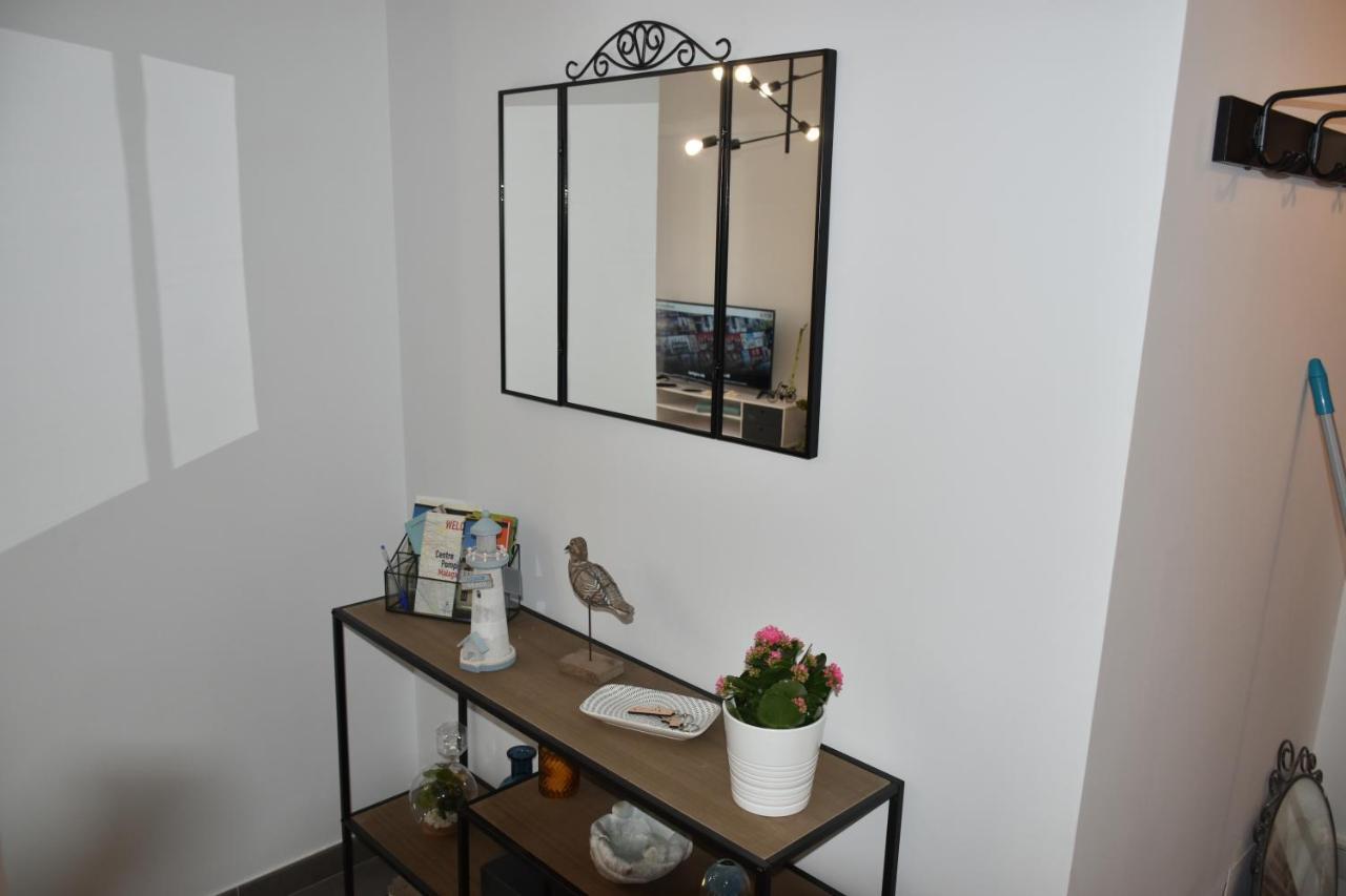 Apartment At The Beach -La Malagueta-Free Parking- Malaga Exterior photo